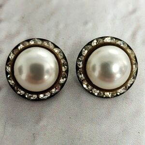 Vintage Clip on Earrings Used Pearl & Rhinestone